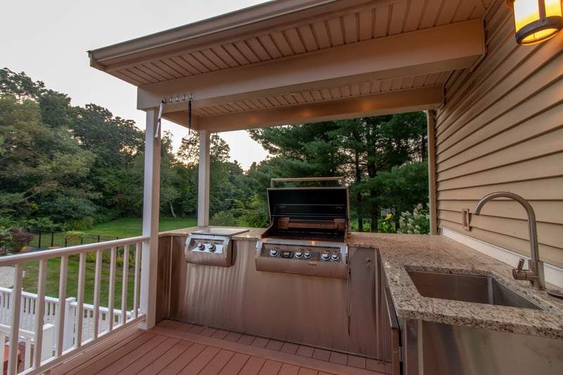 backyard barbeque grill