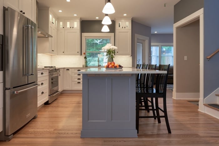 Tuxedo style kitchen cabinets